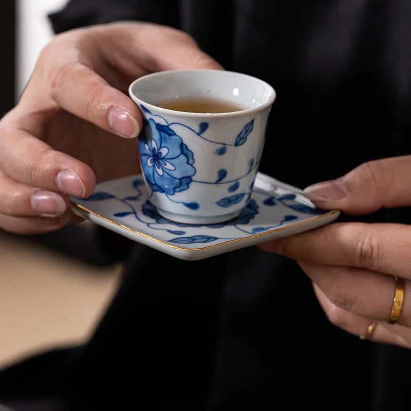 Blue and White Interlock Branch Lotus Teapot Vintage Tea Water Separation Express Single Teapot Kung Fu Tea Set Teacup Coaster