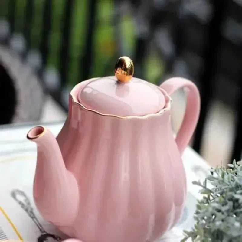 Ceramic Teapot Pumpkin Shape Hand Painted Gold Bone China Teapot With Tea Strainer Elegant Tea Pot Set 1L