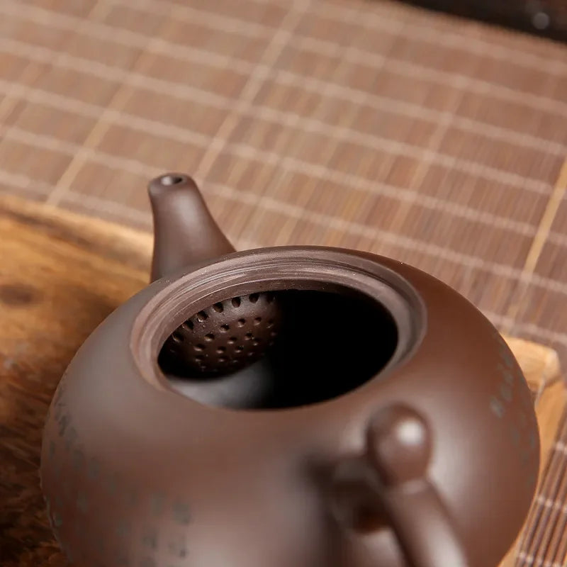 Chinses Yixing Zisha Teapot Set Master Teaware Handmade Gongfu Tea Kettle Tea Cups Purple Clay Tea Pots 1 Pot 4 Cups