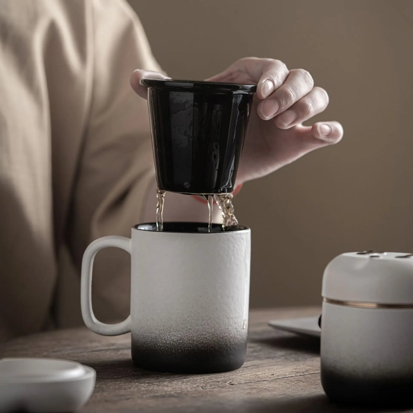 Cute Panda Tea Cup Set Ceramic Tea Cup Tea Pot Office Water Cup with Lid Filter Tea Cup Teaware Chinese Kung Fu Tea Set Gift Box