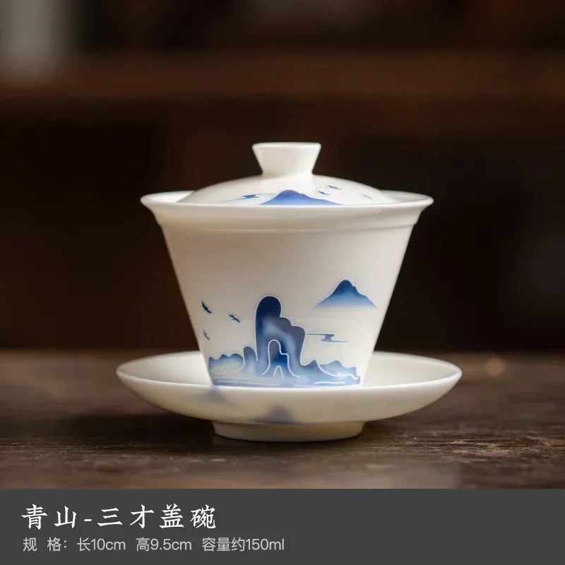 Elegant Ceramic Tea Tureen Chinese Gaiwan Set with Saucers and Strainer Traditional Teaware for Kung Fu Tea Ceremony Tea Cups