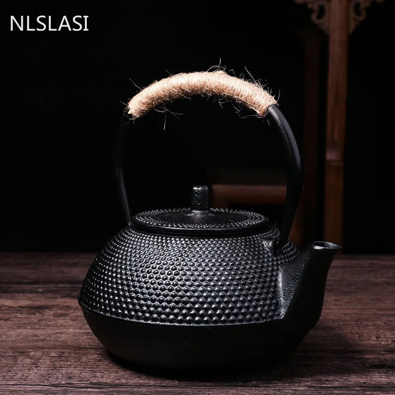 Japanese Cast Iron Tea Pot Induction Cooker Teapot with Stainless Steel Infuser tea Kettle Oolong tea Coffee Maker Pot
