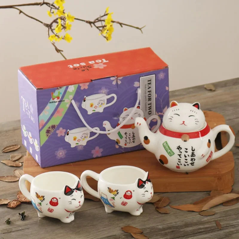 Japanese Cat Tea Set Maneki Neko Lucky Cat Ceramic Teapot and Cup Set Japanese Anime Cat Teapot 2 Teacups with Strainer Tea Set