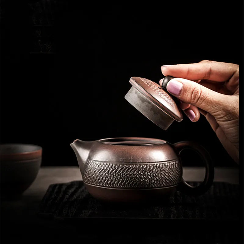 Jianshui Purple Pottery Pot Ceramic Kung Fu Teapot Tea Kettle Handmade Teapot Tea Maker Tea Set Small Teapot  Teawater Sets