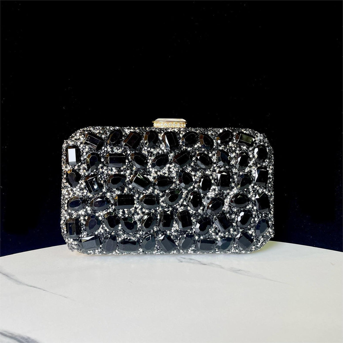 Dazzling Rhinestone-Embellished Evening Clutch for Women, A Sparkly Small Square Banquet Purse with Crystal Details, Perfect for Weddings Parties & Formal Events