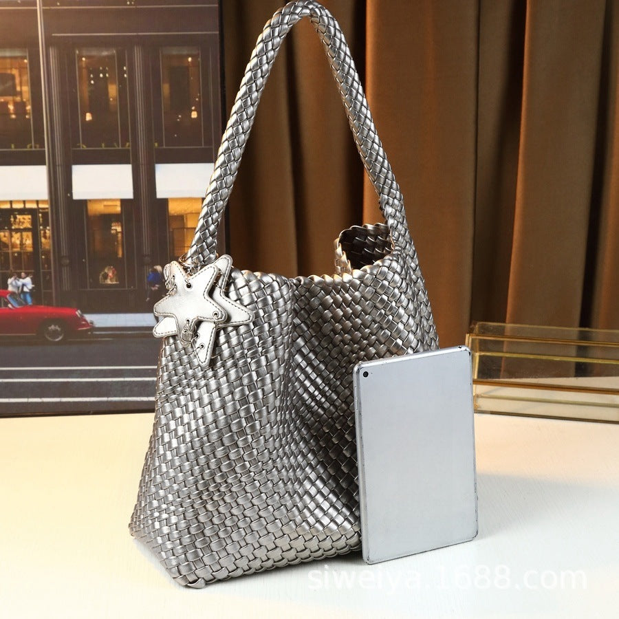 Woven Tote Bag for Women with Star Charm, Large Capacity Casual Commuter Shoulder Handbag, Trendy Purse with Playful Star Accent