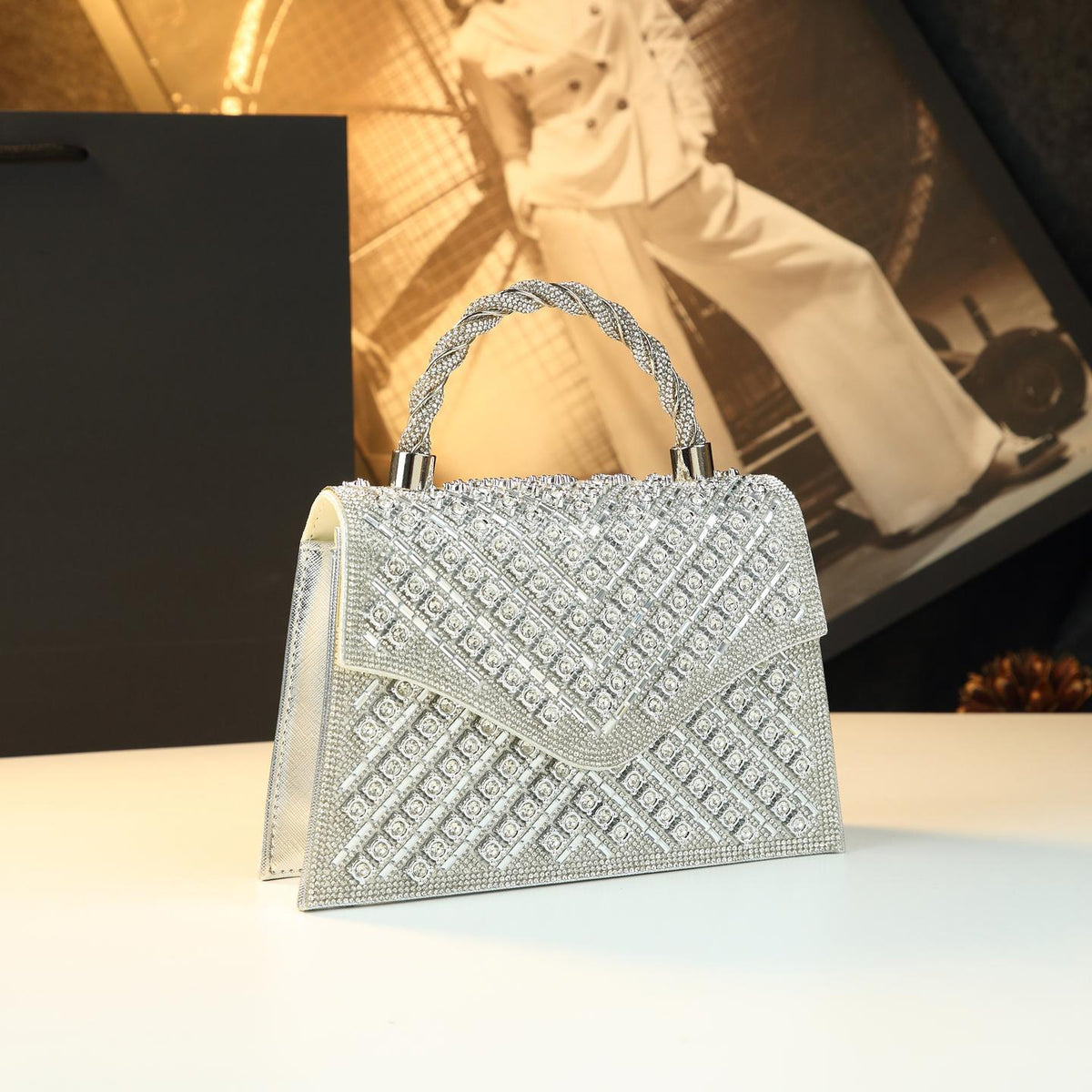 Chic Sparkly Genuine Leather Crossbody Bag for Women, A Rhinestone-Embellished Shoulder Handbag with Versatile Trendy Design, Perfect for Banquets & Everyday Style