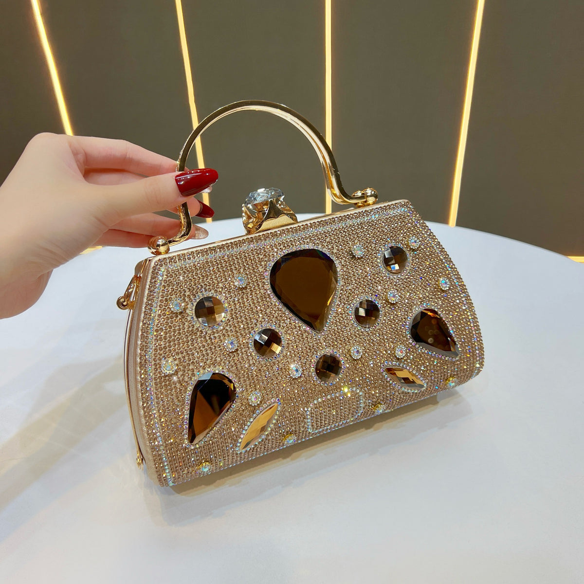 Dazzling Rhinestone-Embellished Evening Bag for Women, A Glamorous Luxurious Top-Handle Handbag with Versatile Crossbody Shoulder Strap, Perfect for Banquets Weddings & Formal Gowns