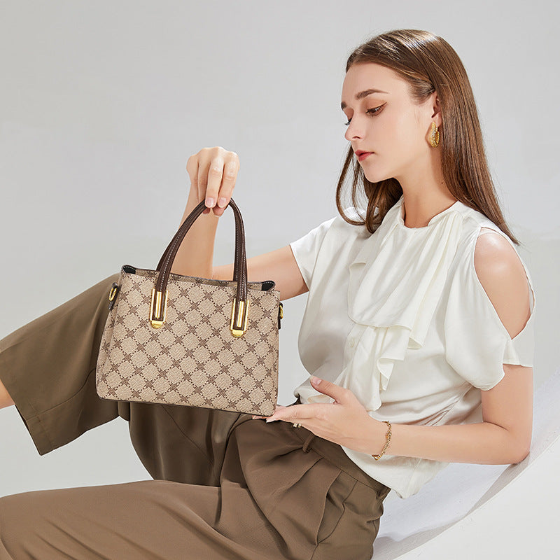 Genuine Leather Large Capacity Shoulder Crossbody Bag for Women, New Fashionable Versatile Top Handle Handbag, Luxury Vintage Bucket Purse for Ladies