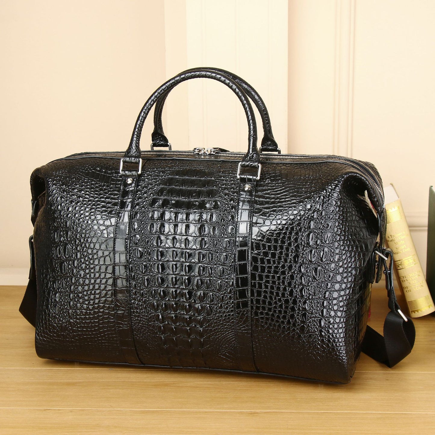 New Arrival Croc-Effect Travel Duffel Bag for Men, A Large Capacity High-End Carryall Luggage Perfect for Outdoor Business Trips & Travel