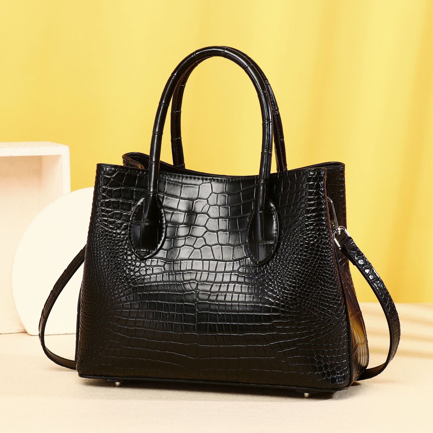 New Arrival Classic Croc-Effect Garden Tote Bag for Women, A High-End Top-Handle Shoulder Crossbody Handbag with Fashionable Design