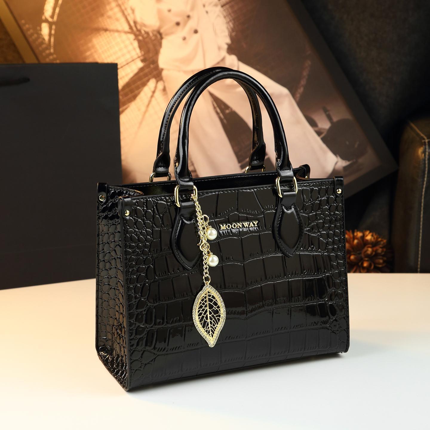 New Arrival Croc-Effect Genuine Leather Underarm Shoulder Bag for Women, A Versatile Crossbody Handbag with Premium Commuter Design & Sophisticated Style