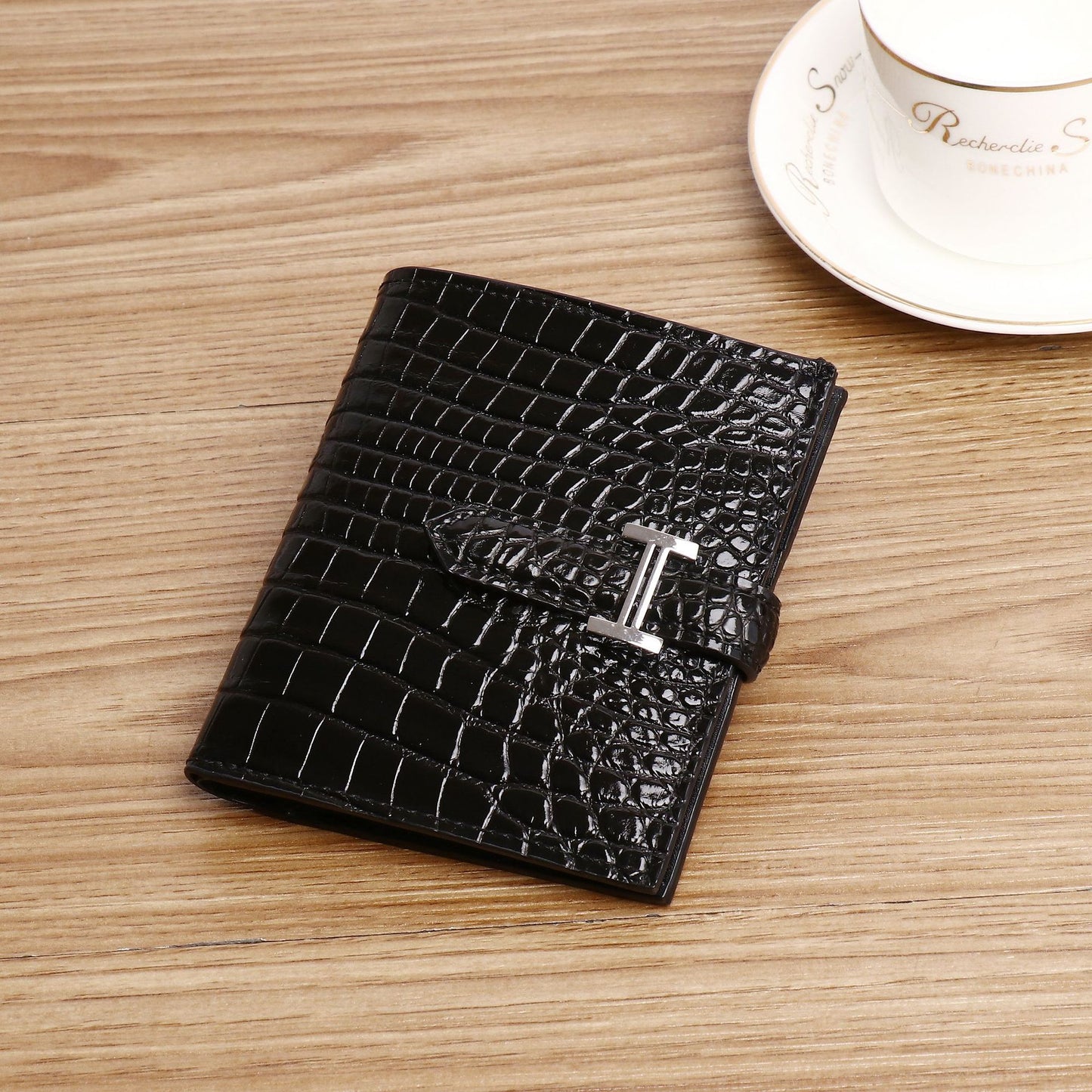 New Arrival Croc-Effect Suit Clutch Wallet for Men & Women, A Multi-Functional Card Holder with Multiple Slots, Perfect Business Accessory