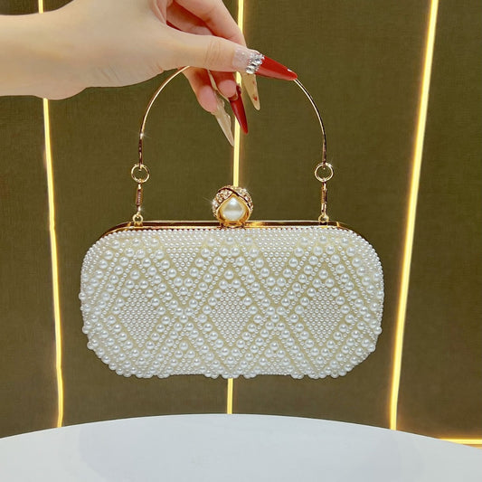 Elegant Pearl-Embellished Evening Clutch for Women, A Light Luxury Chain Crossbody Vintage Handbag with Top Handle, Inspired by Iconic Designer Style