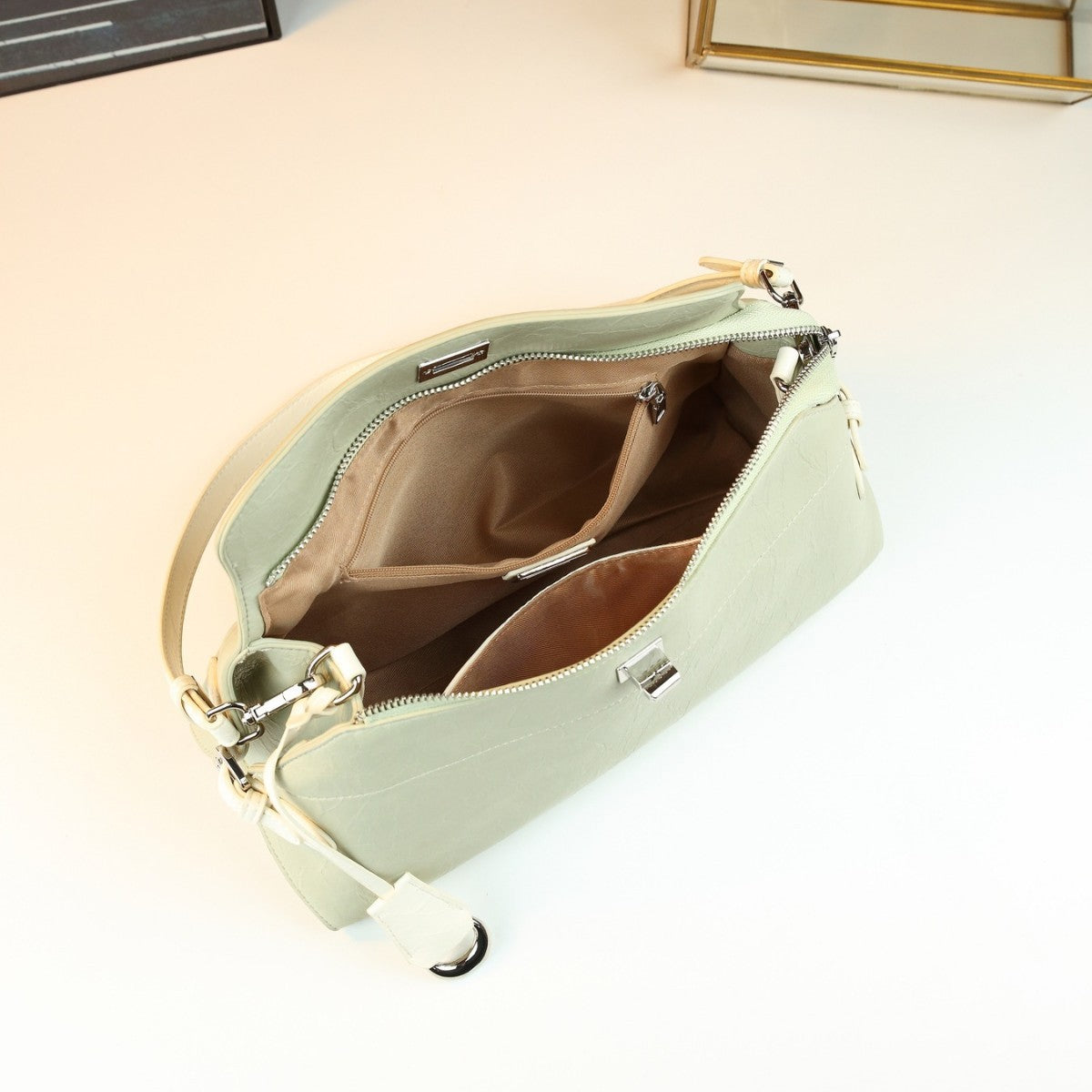 Solid Color Pillow Bag for Women Shoulder Crossbody Handbag, Elegant Versatile Purse with Soft Comfortable Design