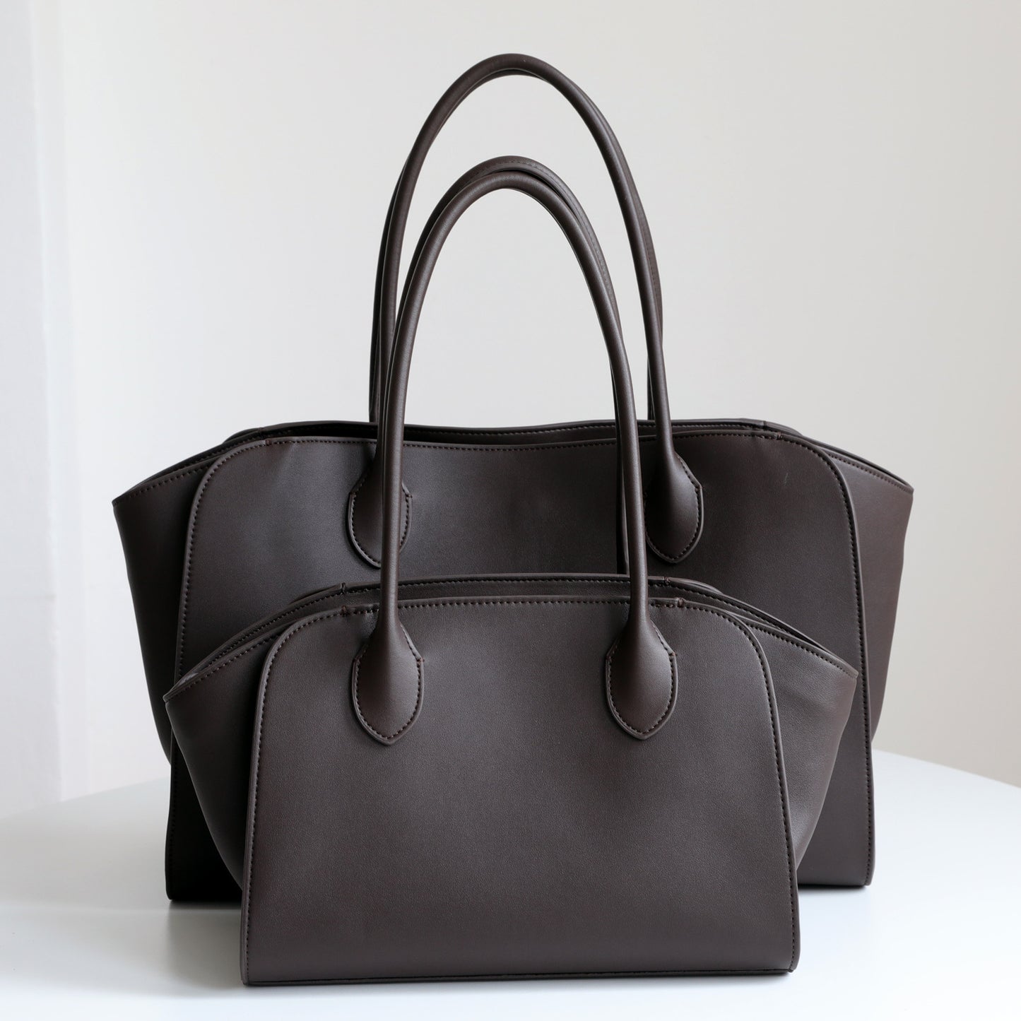 Top Layer Cowhide Tote Bag for Women Large Capacity Commuter Shoulder Handbag, Minimalist Versatile Purse with Premium Leather Finish