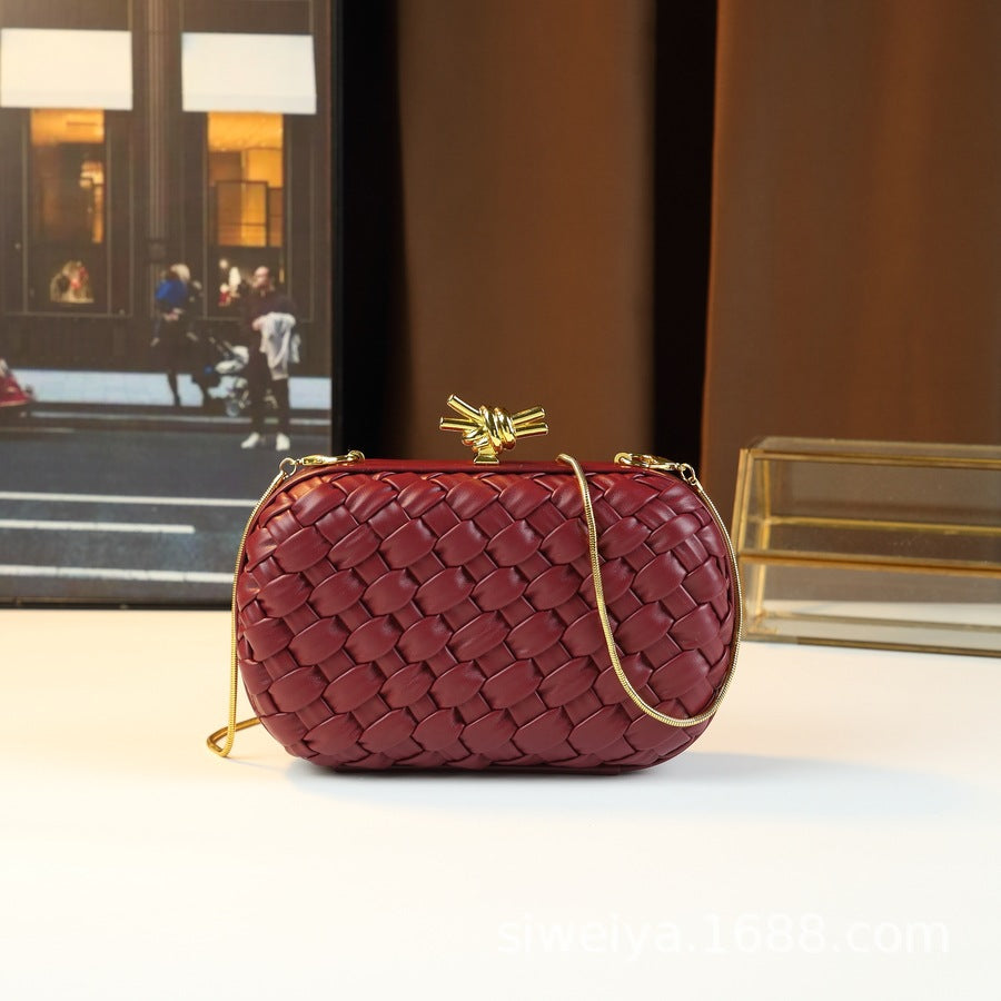 New Arrival Woven Makeup Bag for Women, A Minimalist Classic Small Crossbody Shoulder Purse Perfect for Banquets & Everyday Use