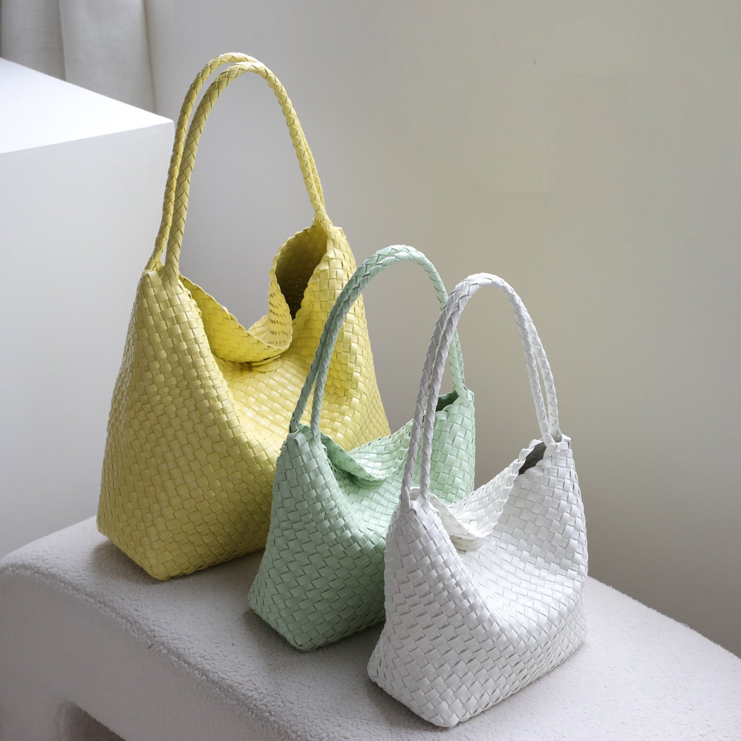Handwoven Leather Tote Bag for Women Spring Summer Minimalist Large Capacity Shoulder Handbag, Soft Premium Purse with Artisan Craftsmanship