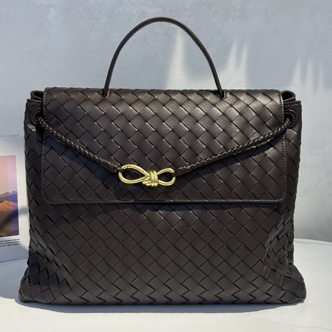 Genuine Leather Woven Large Capacity Handbag for Women, Premium Shoulder Crossbody Top Handle Purse, Fashionable Everyday Bag for Ladies
