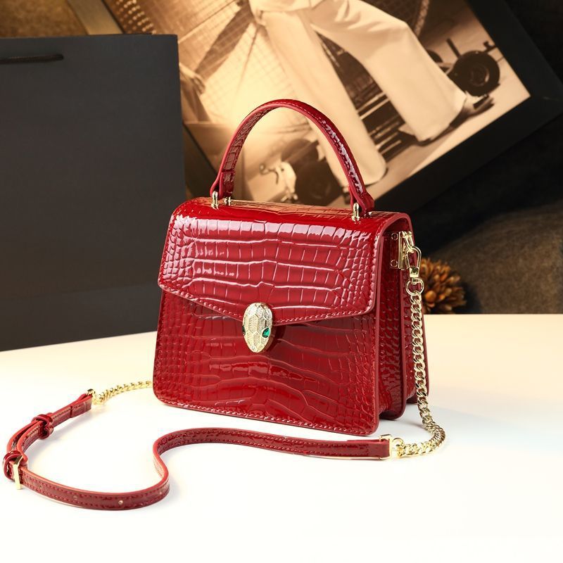 New Arrival Patent Leather Croc-Effect Small Square Bag for Women, A Glossy Top-Handle Crossbody Handbag with Exquisite Snake-Head Design & Fashionable Style
