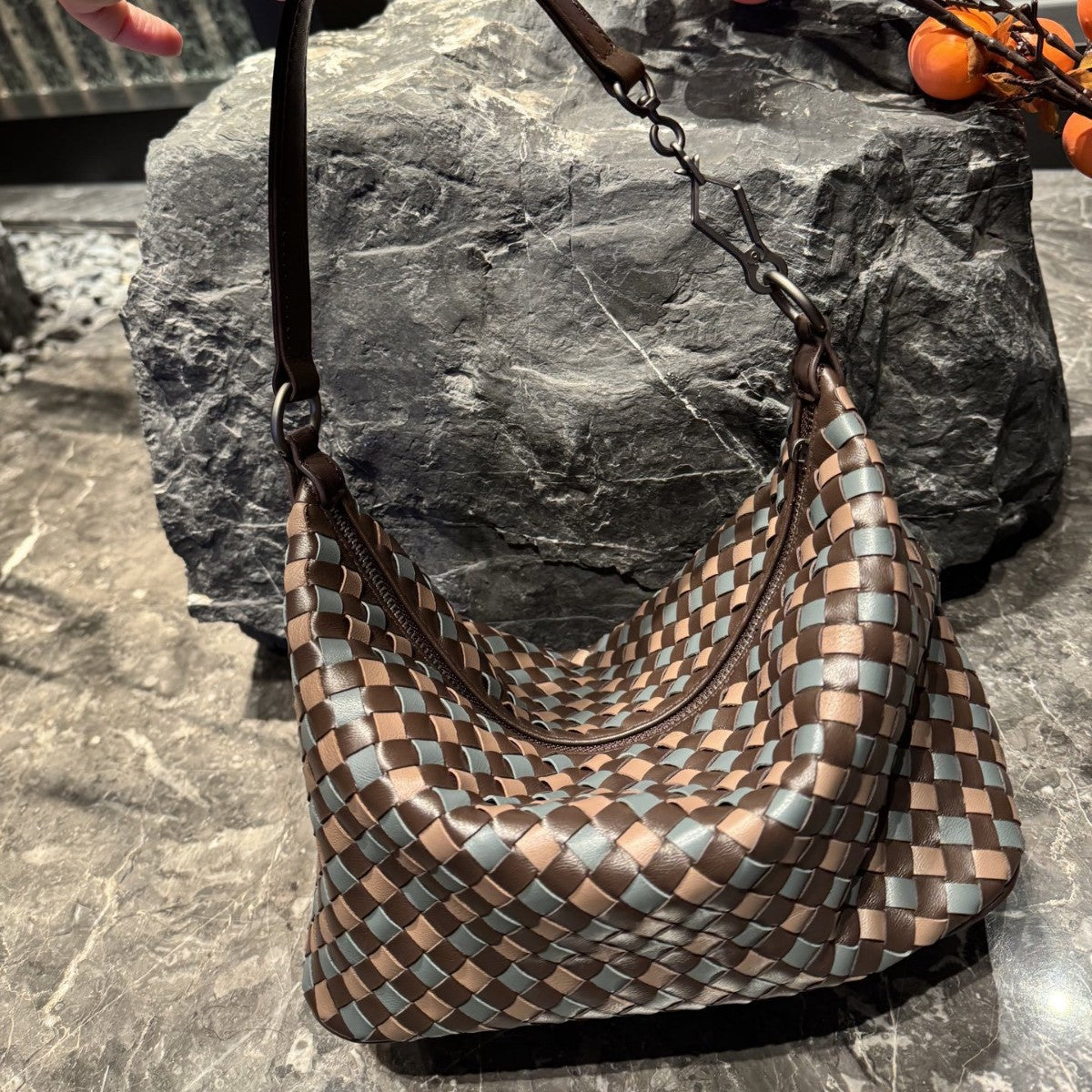 Genuine Sheepskin Leather Woven Dog Walking Bag for Women, Large Capacity Hobo Pillow Shoulder Underarm Purse, Fashionable Casual Handbag for Ladies