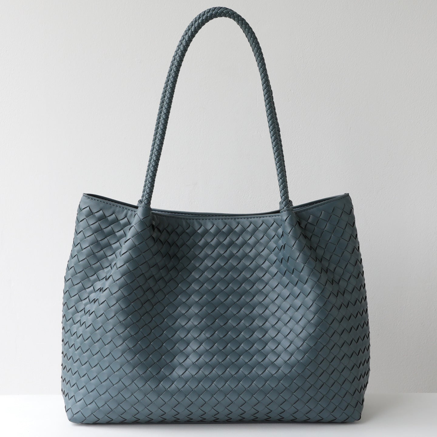 Handwoven Slouchy Underarm Bag for Women Niche Commuter Shoulder Handbag, Premium Versatile Purse with Relaxed Artisan Texture
