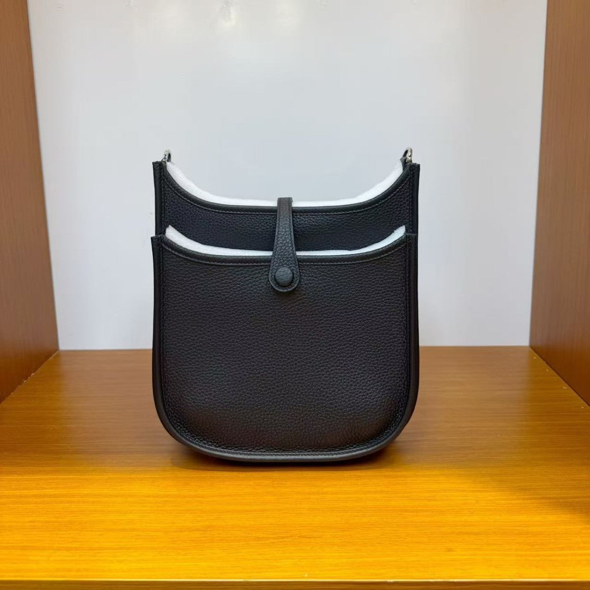 Women's Pebbled Leather Cross-Body Shoulder Bag, Hermès-Inspired Hollow-Out Design, Premium Cowhide Satchel for Daily Use, Factory Direct Bulk Supply