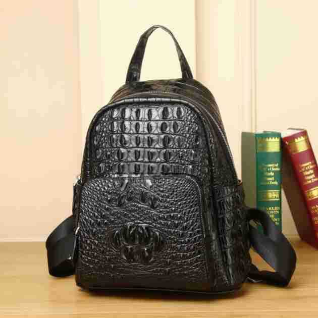 New Arrival Croc-Effect Women's Backpack, A Fashionable Small Daypack Perfect for School & Outdoor with High-End Design
