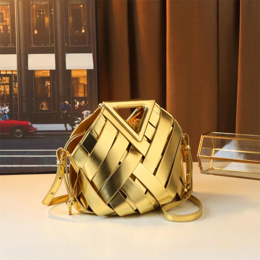 Woven Picnic Basket Bag for Women Inverted Triangle Tote Handbag, Niche Designer Style Top Handle Purse with Artisan Woven Craftsmanship