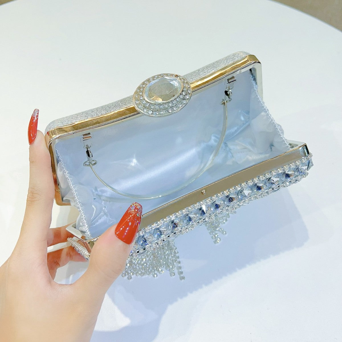 Elegant Rhinestone Tassel Evening Bag for Women, A Sparkly Crystal-Embellished Shoulder Crossbody Purse with Stylish Fringe Detail, Perfect for Birthday Weddings Banquets & Special Occasions