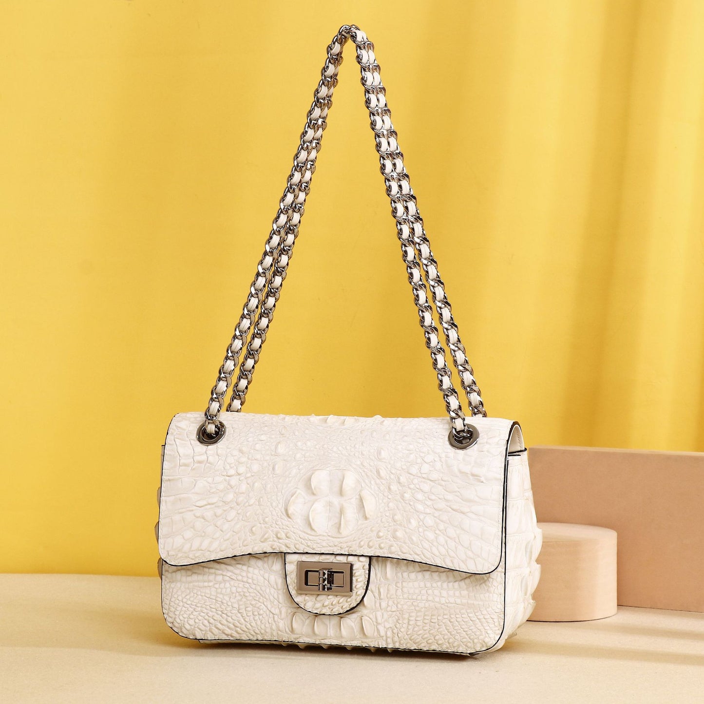 New Arrival Croc-Effect Chanel-Style Chain Bag for Women, A Light Luxury Versatile Crossbody Shoulder Mini Backpack with Classic Design