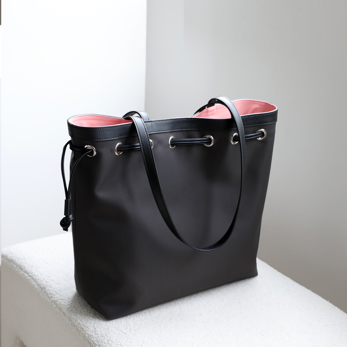 Nylon and Top Layer Cowhide Drawstring Tote Bag for Women Large Capacity Commuter Shoulder Handbag, Minimalist Fashion Purse with Versatile Design
