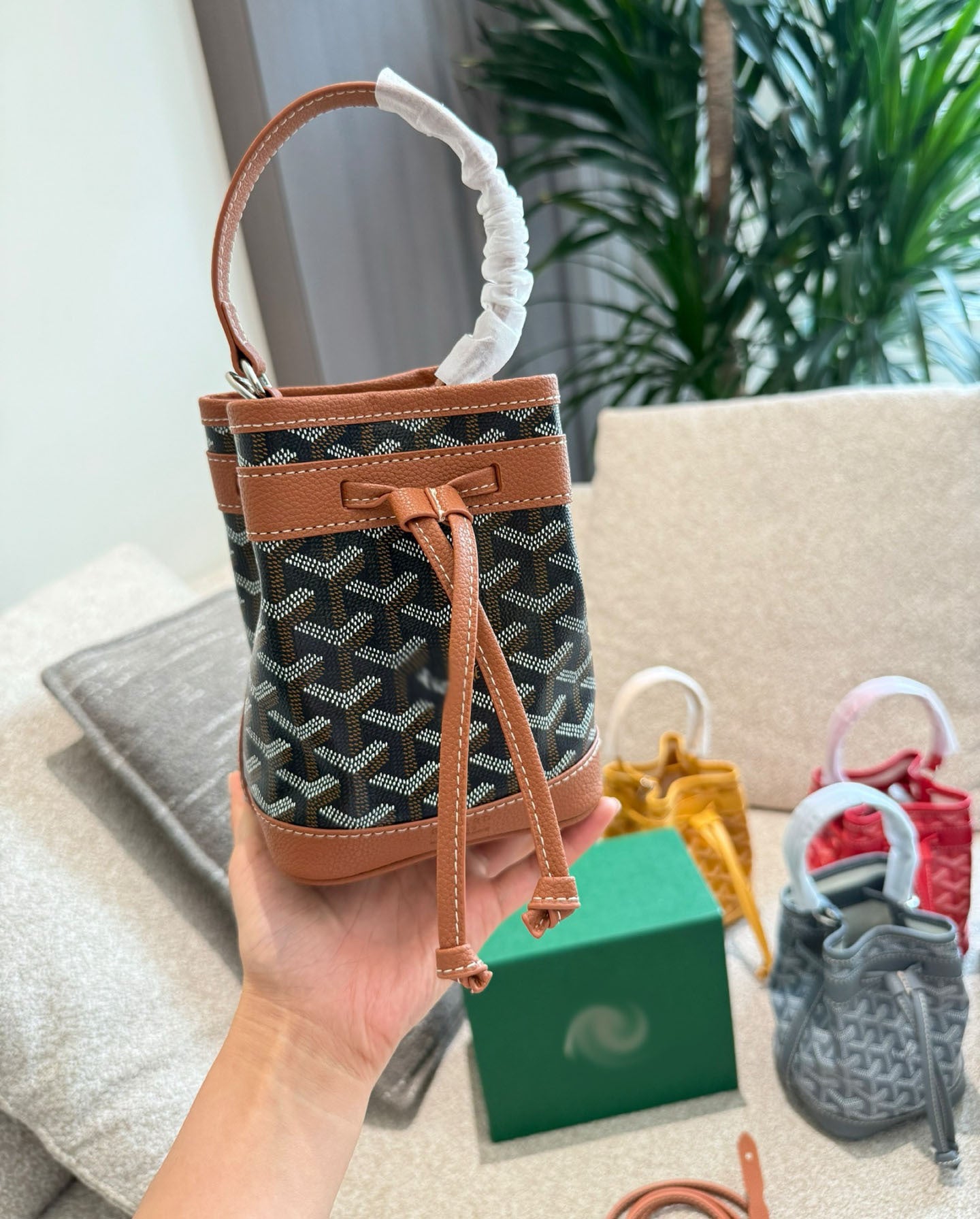 Gaodeya PETIT FLOT Mini Bucket Bag, Dog Tooth Pattern Custom, High-End Light Luxury New Ins Style