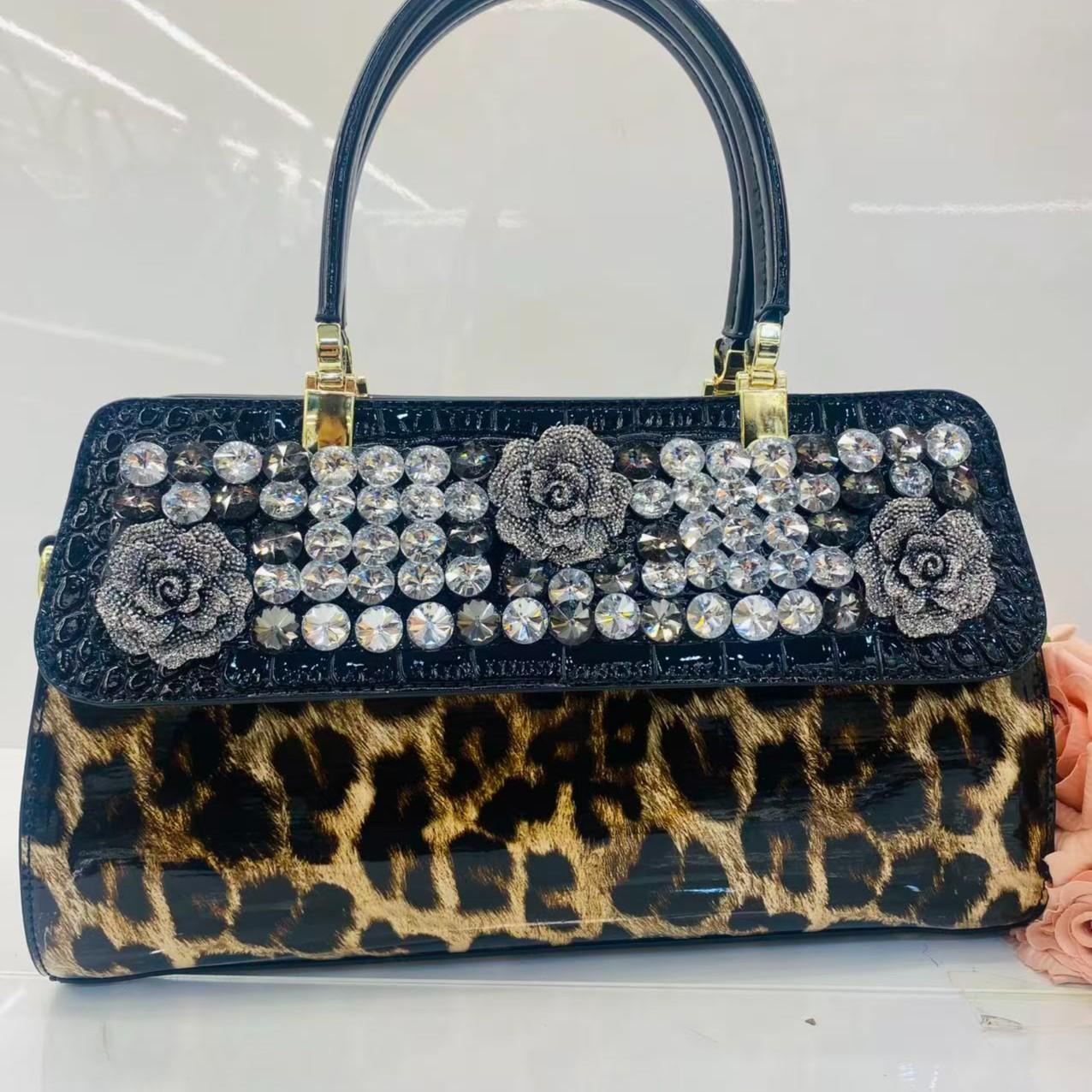 New Arrival 2026 Rhinestone-Embellished Croc-Effect Mom Bag for Women, An Elegant Large Capacity Shoulder Crossbody Top-Handle Handbag with Premium Design