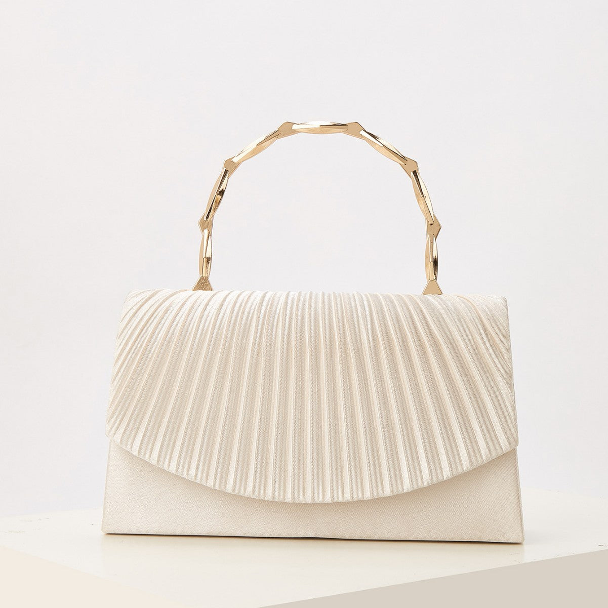 Luxury Satin Pleated Flap Handbag for Women, New Top Handle Chain Shoulder Crossbody Purse, High-End Fashionable Evening Bag for Ladies