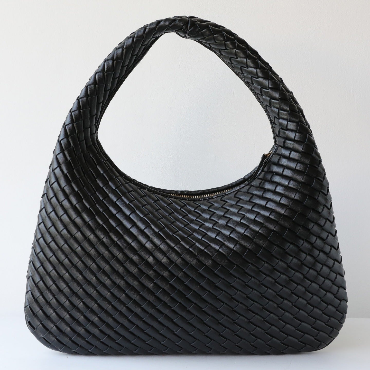 Handwoven Hobo Dumpling Bag for Women Genuine Leather Shoulder Underarm Handbag, Versatile Spring Summer Purse with Artisan Texture