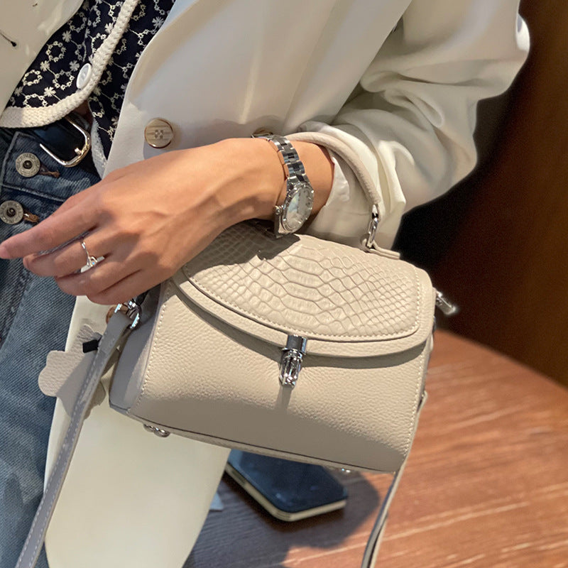 New Arrival Croc-Effect Genuine Leather Small Square Bag for Women, A Premium Top-Layer Cowhide Top-Handle Crossbody Handbag with Elegant Sophisticated Design