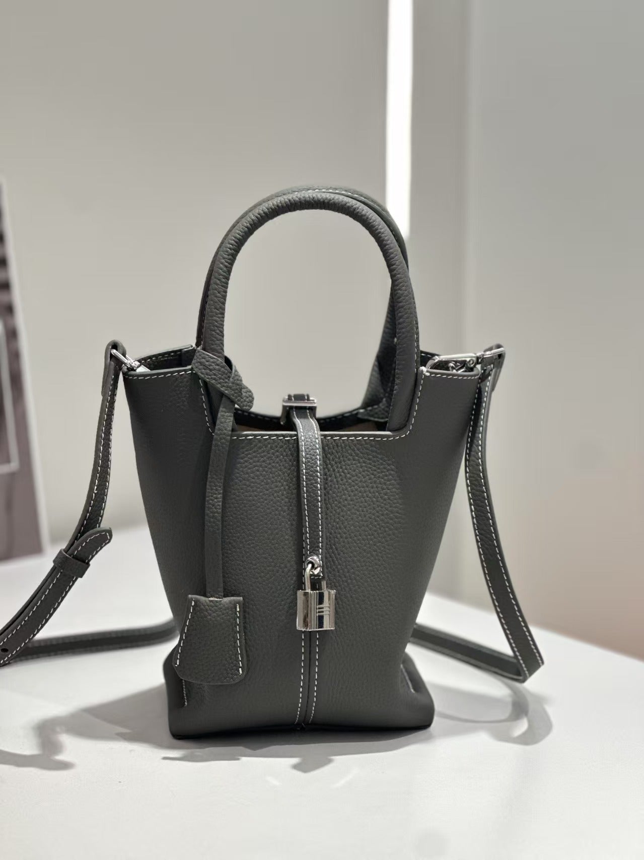 Genuine Top Layer Cowhide Bucket Tote Bag for Women, Versatile Leather Basket Handbag, Premium Top Handle Purse with Chic Elegant Style for Ladies