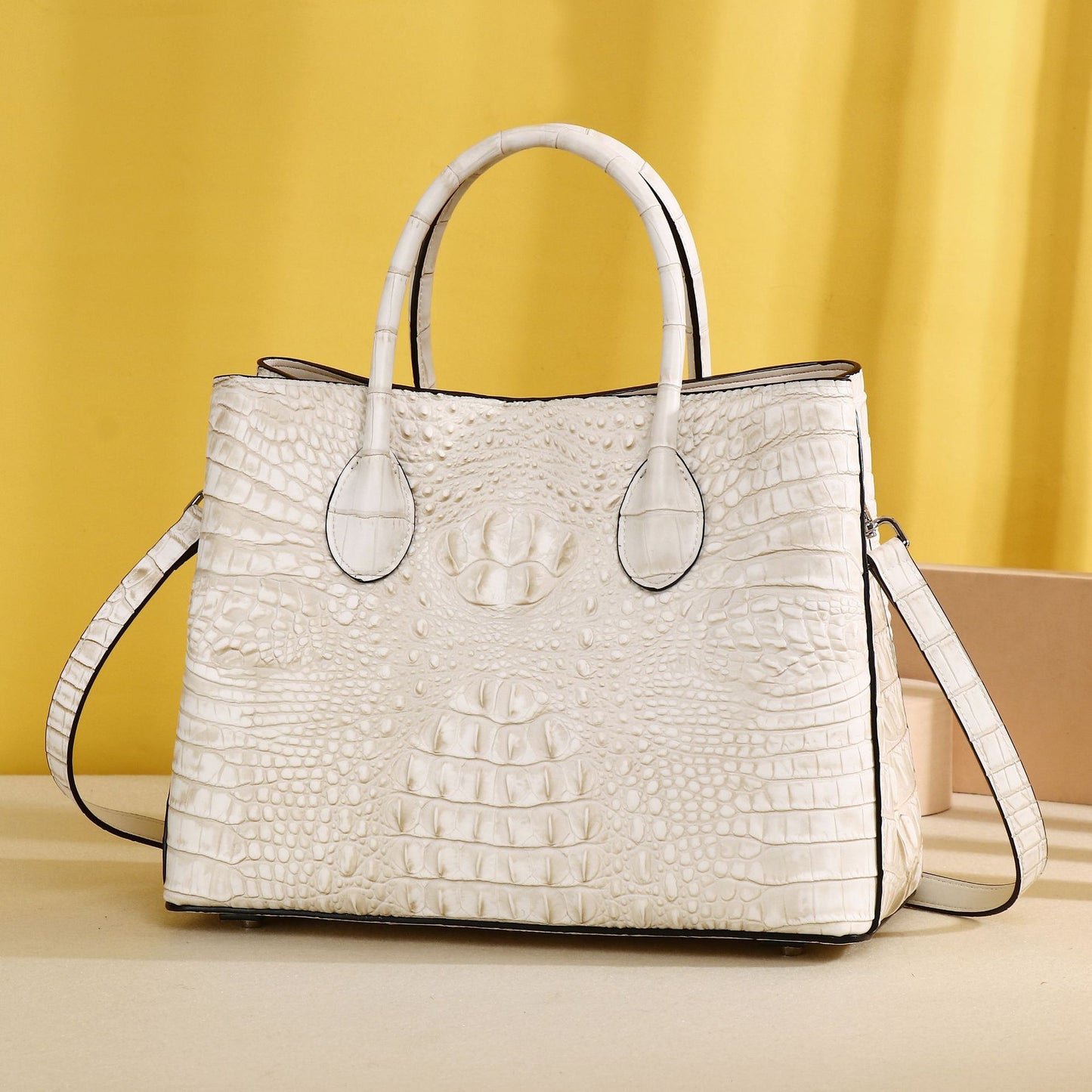 New Arrival Croc-Effect Large Capacity Garden Tote Bag for Women, A Versatile Top-Handle Handbag with Classic Design