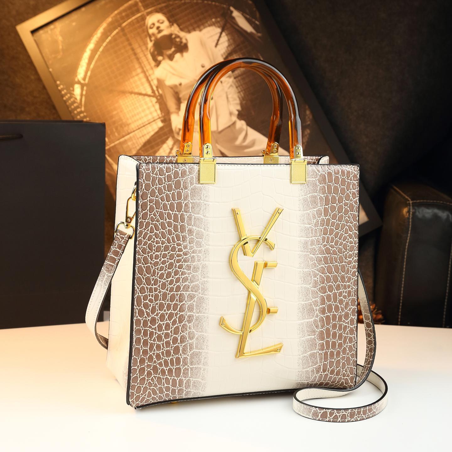 New Arrival Croc-Effect Genuine Leather Bag for Women, An Elegant Large Capacity Commuter Crossbody Top-Handle Handbag Perfect for Moms