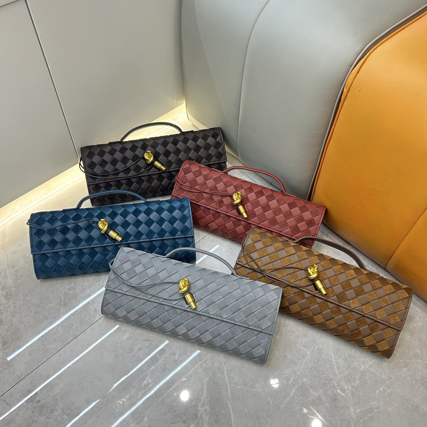 Matte leather spliced woven clutch, vintage metal latch evening bag, fashionable baguette bag for women