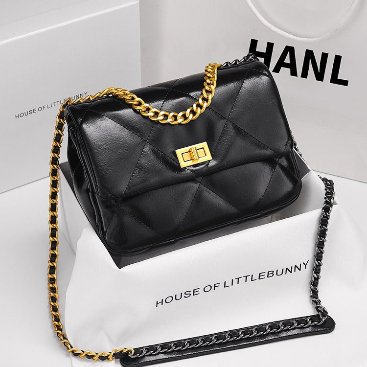 Chanel-Style Quilted Chain Shoulder Cross-Body Bag for Women | High-End Niche Designer Handbag with Timeless Diamond Stitching & Versatile Everyday Appeal