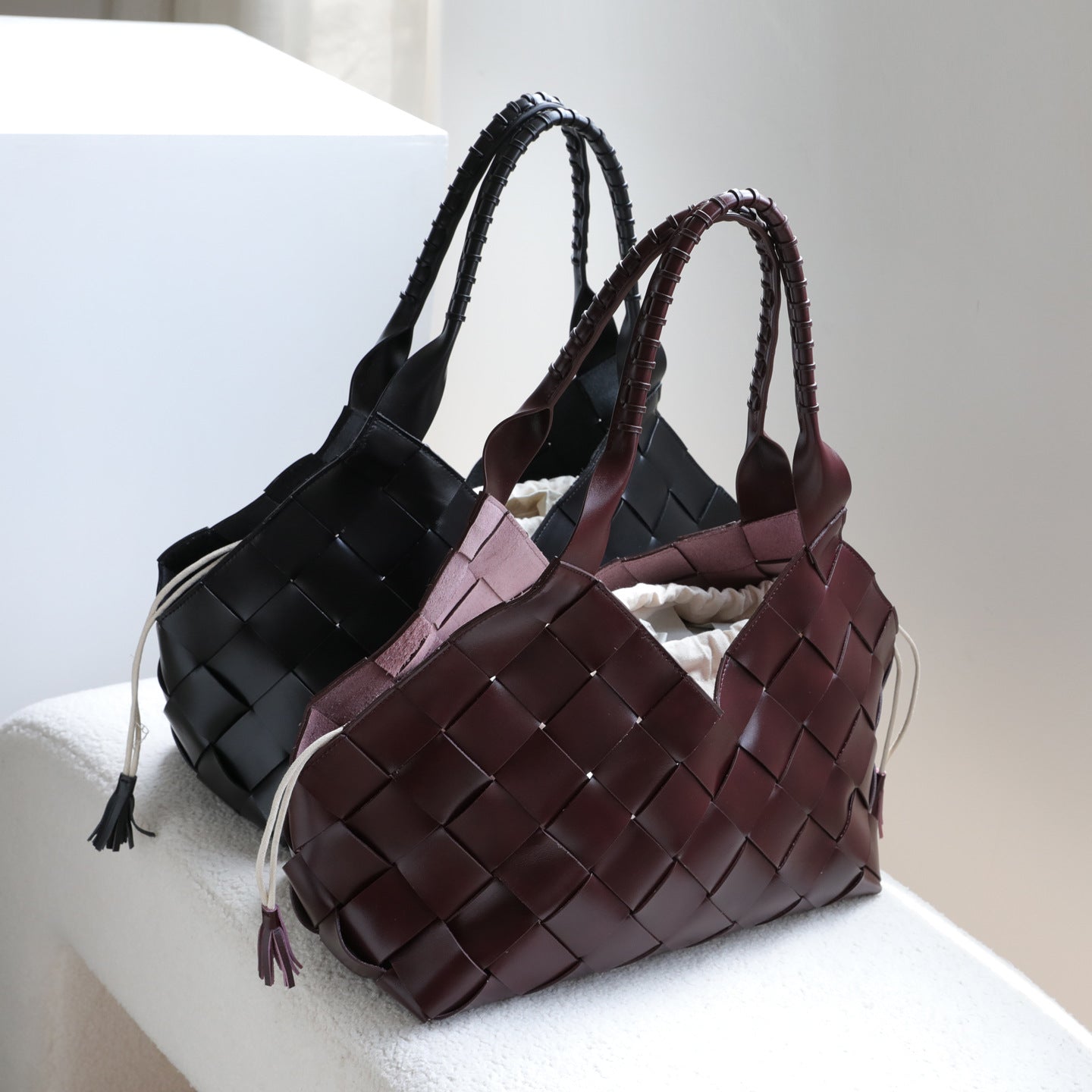 Top Layer Cowhide Castello Handwoven Underarm Bag for Women Vintage Commuter Shoulder Handbag, Large Capacity Genuine Leather Purse with Artisan Texture