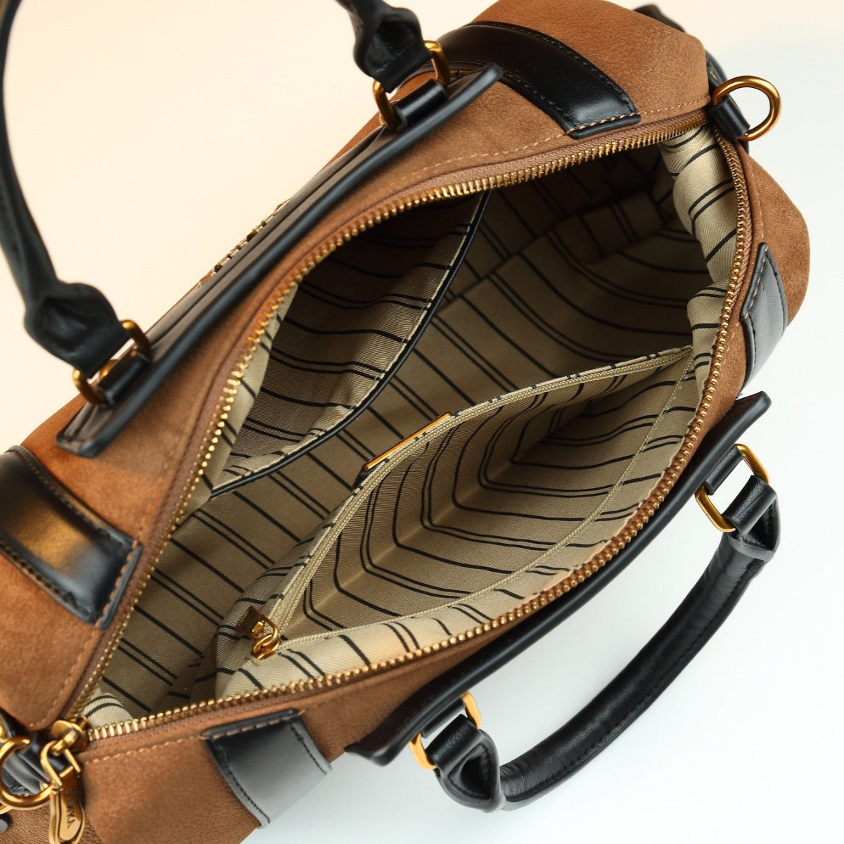 Color-Block Pillow Tote Bag for Women Large Capacity Travel Shoulder Crossbody Handbag, Korean Light Luxury Purse with Premium Color-Block Design