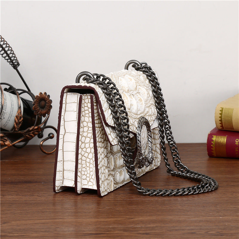 New Arrival Croc-Effect Genuine Leather Chain Flap Bag for Women, A Small Square Crossbody Shoulder Handbag with Large Capacity & Trendy Design