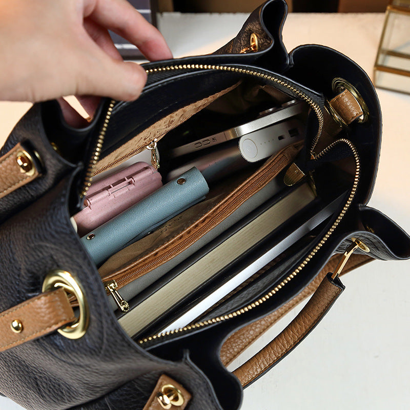 Black Print Tote Bag for Women Large Capacity Everyday Shoulder Handbag, Versatile Fashionable Purse with Trendy Pattern Design