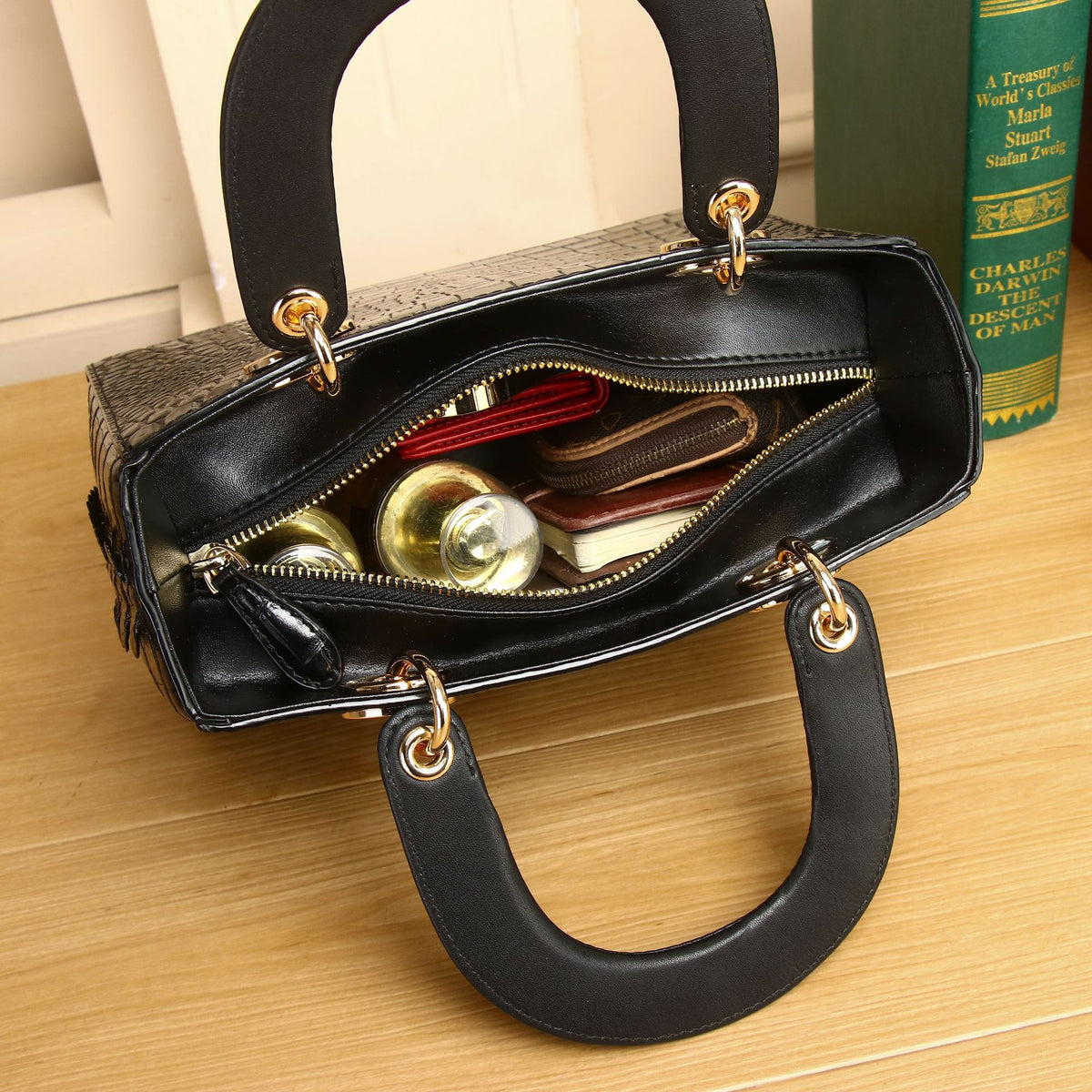 New Arrival Croc-Effect Lady-Inspired High-End Bag for Women, A Top-Handle Crossbody Shoulder Handbag with Fashionable Premium Design