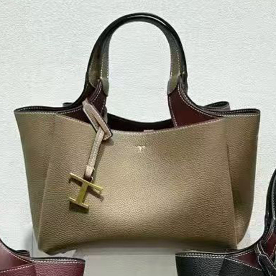 Pebble Grain Tote Bag for Women with T-Shaped Charm Detail, Large Capacity Commuter Shoulder Crossbody Handbag with Versatile Everyday Design