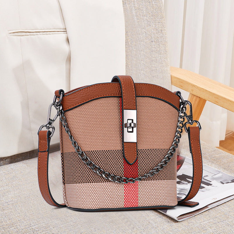 New Mini Bucket Phone Bag in Genuine Cowhide, Plaid European Style Small Crossbody Purse, Trendy Handbag for Women