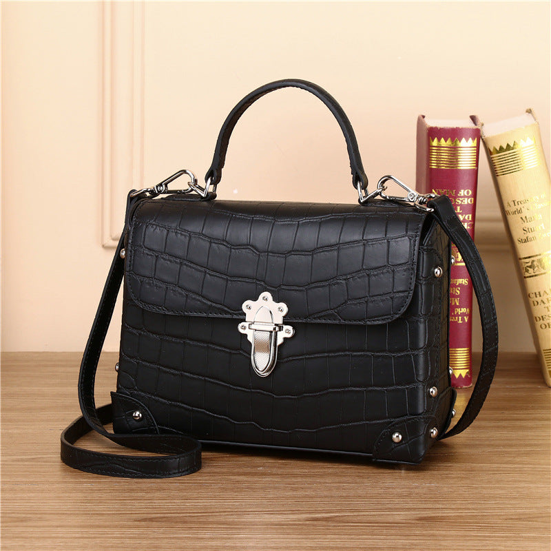 New Arrival Croc-Effect Genuine Leather Box Bag for Women, A Structured Doctor Shoulder Crossbody Handbag with Large Capacity & Fashionable Everyday Design